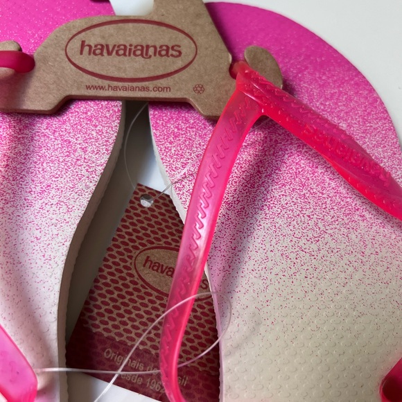 Havaianas Vibrant Pink and Cream Ombré Sandals Flip flops Size 7/8 - Picture 2 of 4
